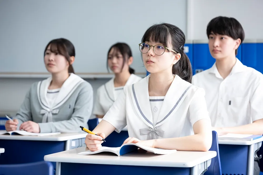浦和麗明高等学校